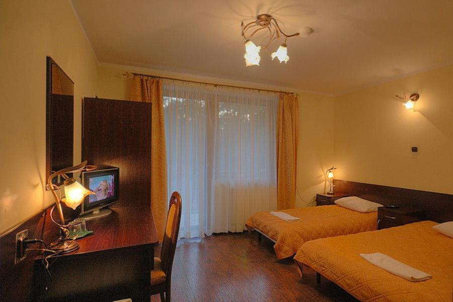 Augustowia Hotel Ngoại thất bức ảnh