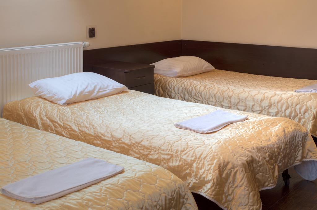 Augustowia Hotel Ngoại thất bức ảnh