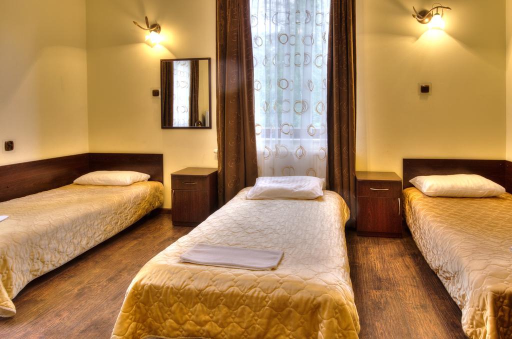 Augustowia Hotel Ngoại thất bức ảnh