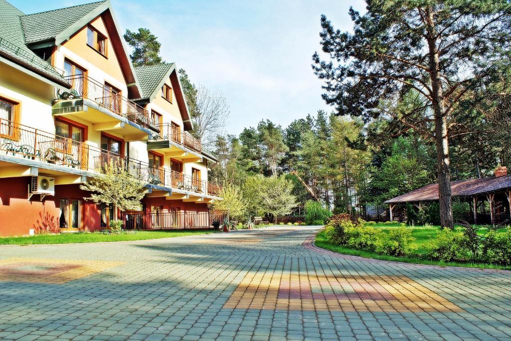 Augustowia Hotel Ngoại thất bức ảnh